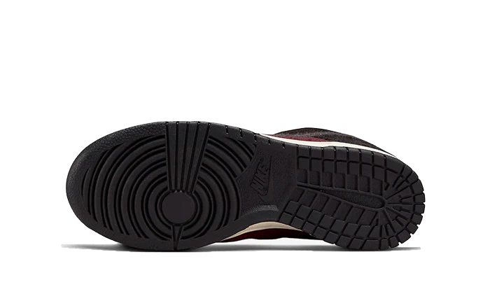 Nike Dunk Low Burgundy Fleece