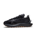 Nike Vaporwaffle sacai Black Gum