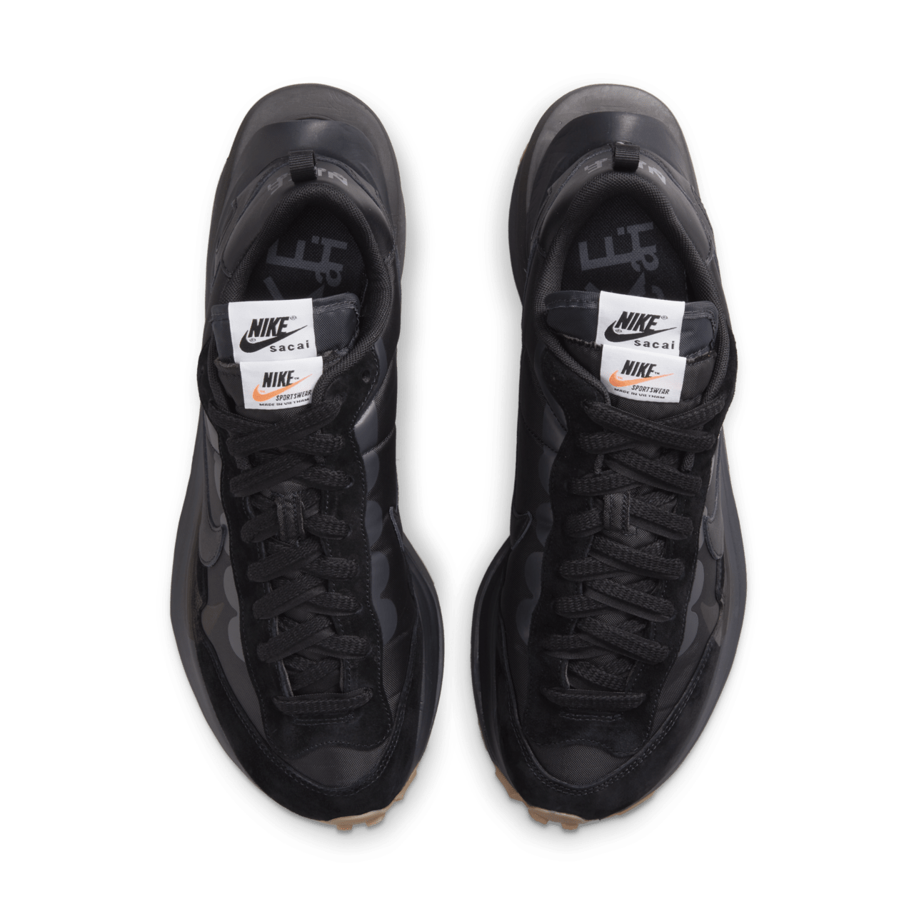 Nike Vaporwaffle sacai Black Gum