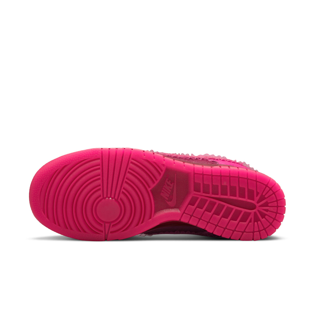 Nike Dunk Low Valentine's Day (2022) (Women's)